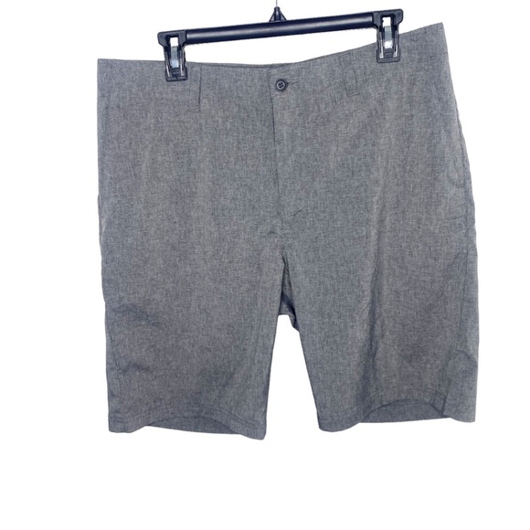 PGA Tour Other - Mens PGA tour gray athletic golf shorts size 36